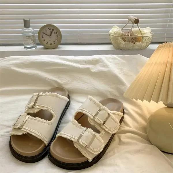 

Модная женская обувь Женские тапочки Платформа 2025 Лето Мягкие шлепанцы Ретро Лаконичные тапочки Женская летняя обувь Шлепанцы Pantofle Platfor 35