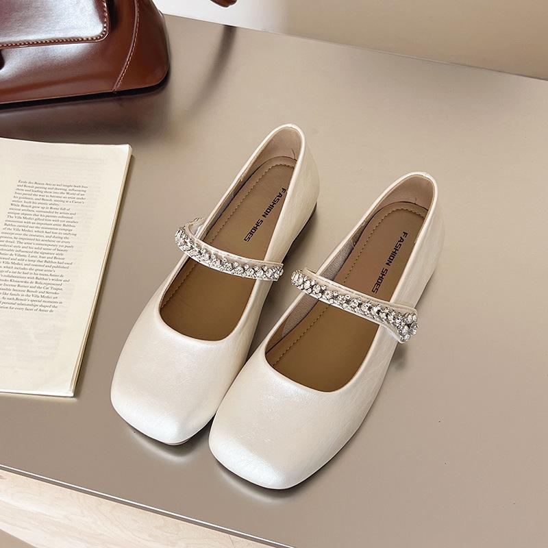 Beautiful French flat silver single shoes women's 2025 new summer skirt Mary Jane shoes small leather shoes evening shoes