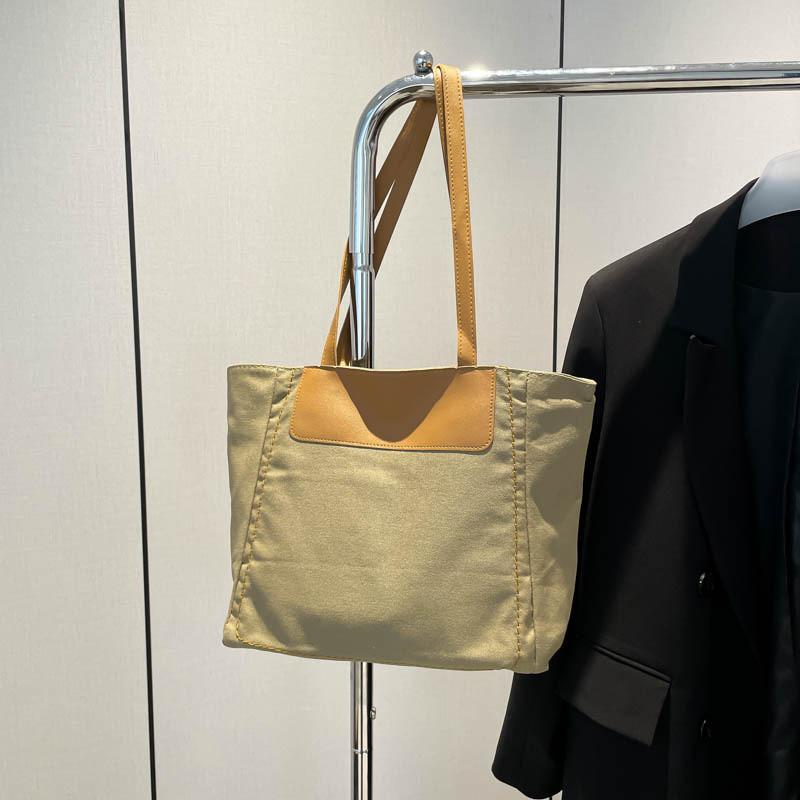 

Trendy Minimalist Canvas Tote Bag In Black Khaki And White For Everyday Use