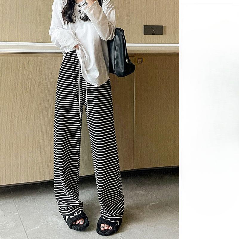 

Женские осенние и зимние новые модели, которые выглядят стройными и мягкими. Прямые брюки. Повседневные широкие брюки из плюша с высокой талией. XL