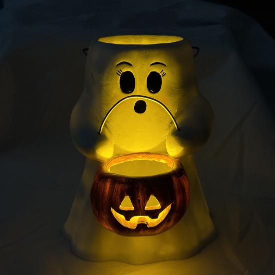 Ghost Bucket Candy Holder Lighted Halloween Treat Bucket Ghost Holding Light-up Pumpkin Lantern Bucket for Party Favors Trick or Treat