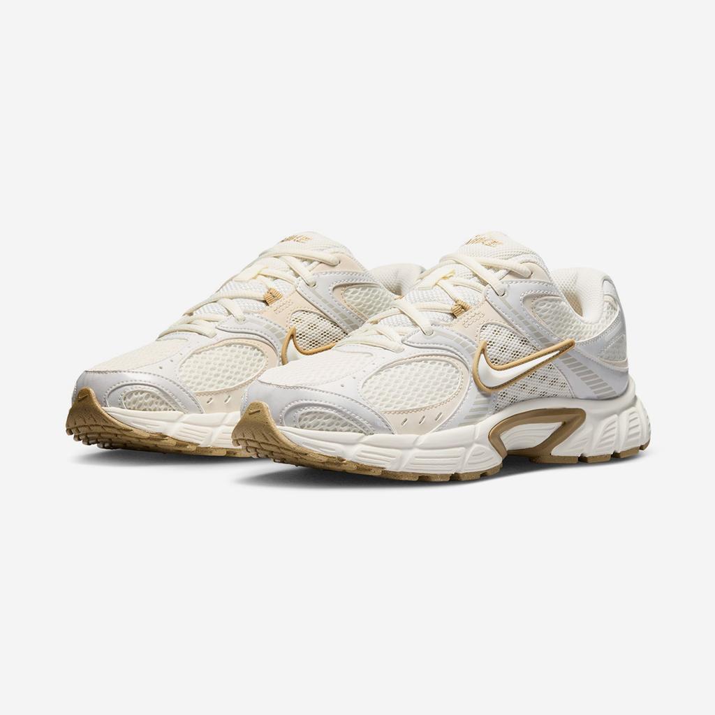 Nike W NIKE V5 RNR HQ7901-115