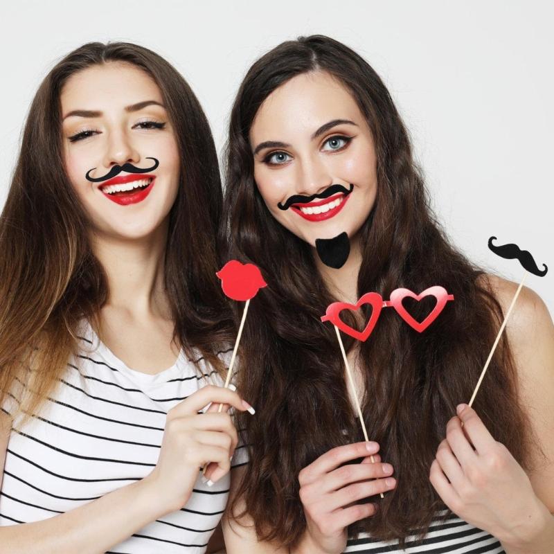 1-48Pcs Fake Beards Mustaches Set Self Adhesive Beard Mustaches Halloween Cosplay Costume Accessories for Women Men