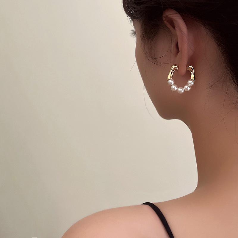 Elegant Retro French Pearl Earrings - Light Luxury Front and Back Wear Hoops for Gentle Fairy Style