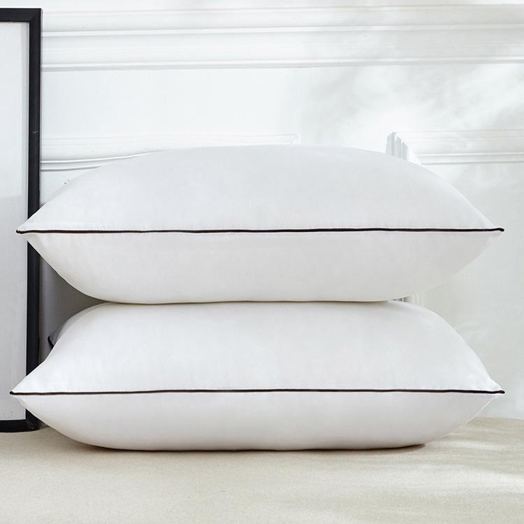 All-Season Double Quilt with Feather Velvet Cover for Autumn/Winter - Hotel-Quality Silk Cotton Quilt Core One Pillow Core