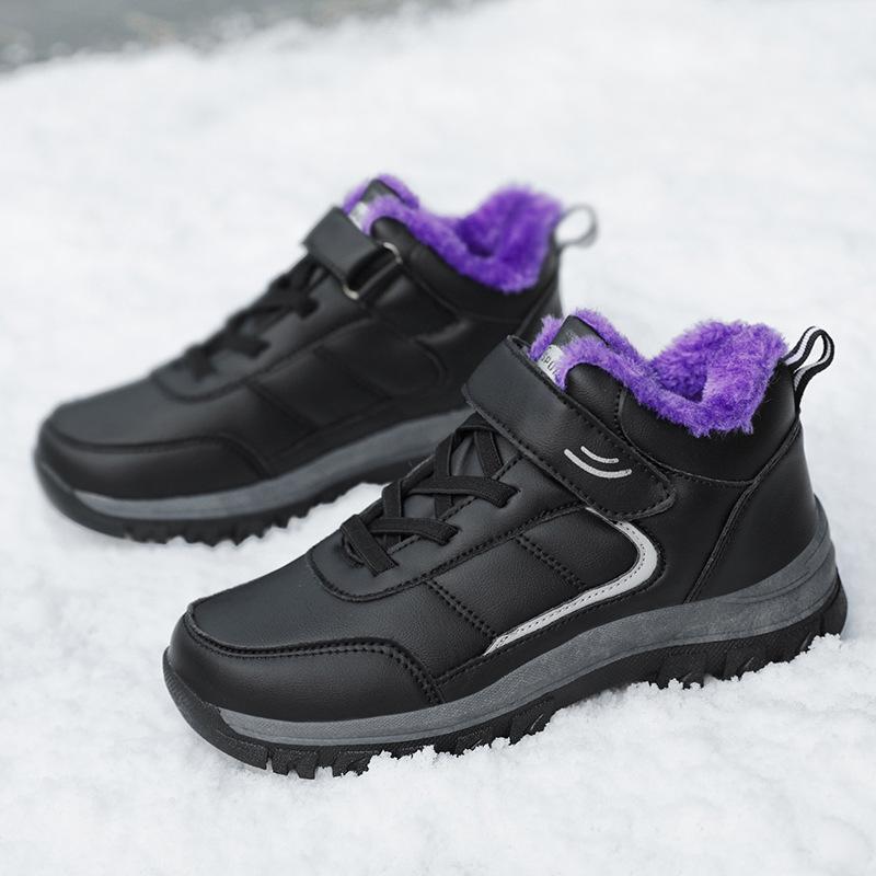 Stepping shoes winter new velvet thickened warm sports shoes casual outdoor large size parents cotton shoes mother shoes