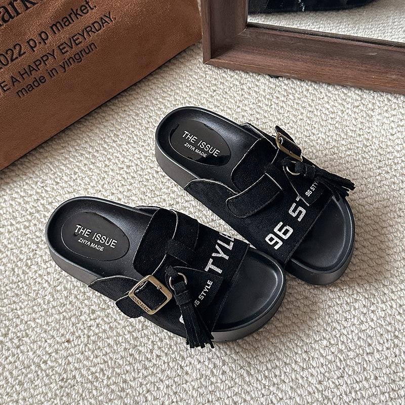 Internet celebrities with the same 2025 spring and summer trend explosion half drag versatile one pedal tassel casual lazy fish mouth slippers