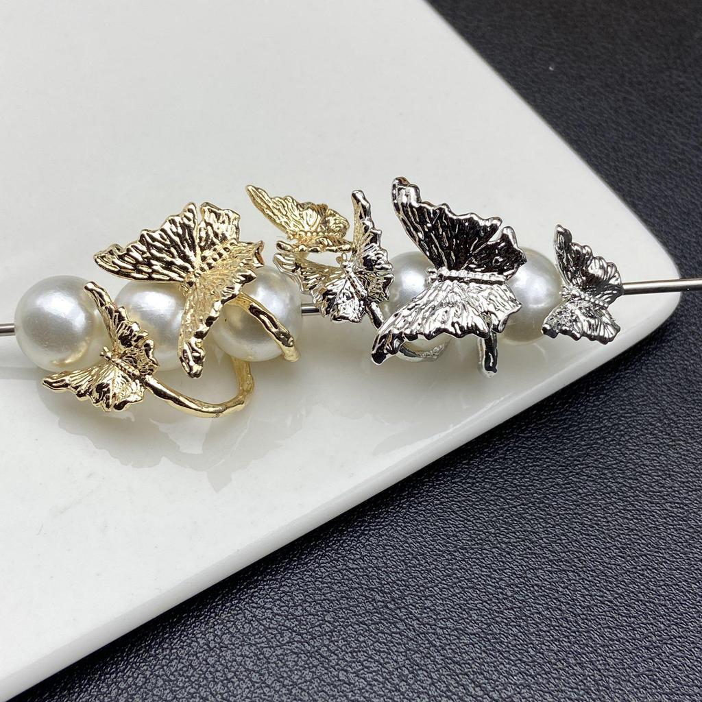 Gunmetal Schmetterling Abstandshalter Perlen: Zirkonkristall-ummantelte Perlen für DIY-Schmuck im dunklen Stil.