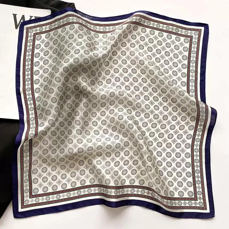 Nature Silk Neck Scarves Lady Foulard Lovely Strawberry Print Real Silk Square Scarf for Women Bag Ribbon Hairband Kerchief