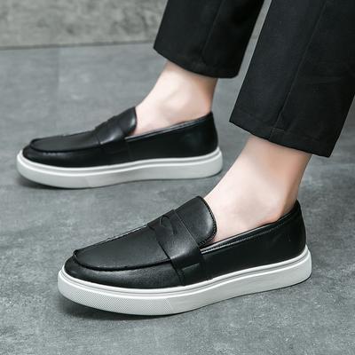 Fashion Men Casual Leather Shoes Durable Anti Slip Breathable Summer Comfort Classics Male Shoes Lightweight Versatile White Soled Shoes