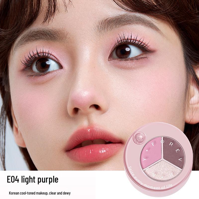 

ForeverKey Three-Color Eyeshadow & Blush Palette: Matte & Shimmer, Long-Lasting, Easy Application, Perfect for Beginners