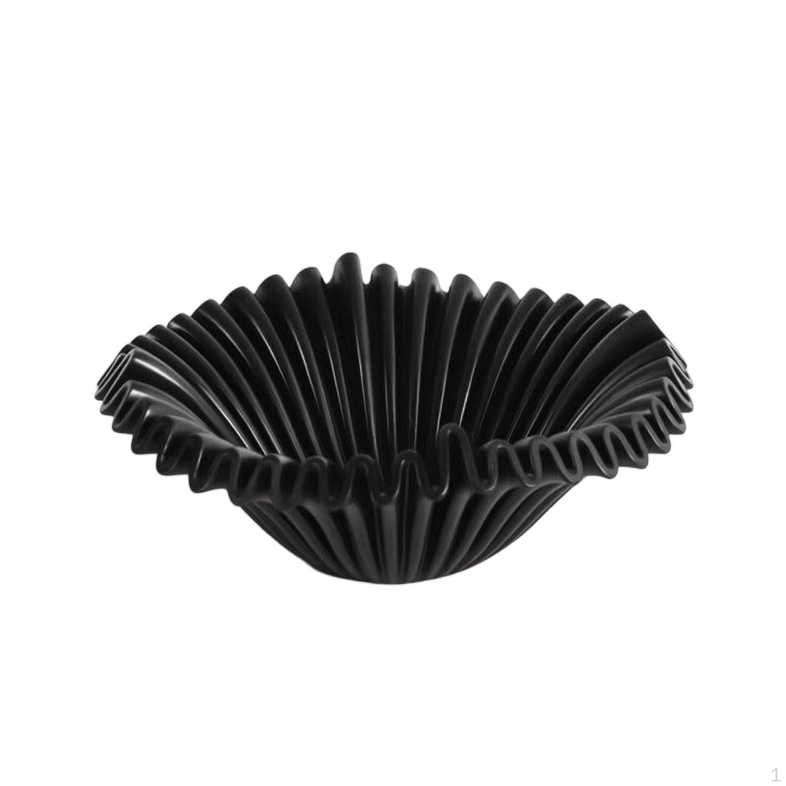 Wellenförmige Obstschale geriffelt mit wellenförmigem Design skulptural für das Wohnzimmer black