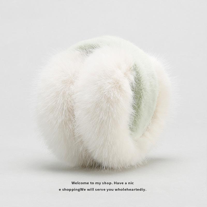 Cozy Velvet Ear Protection: Unisex Foldable Winter Earmuffs