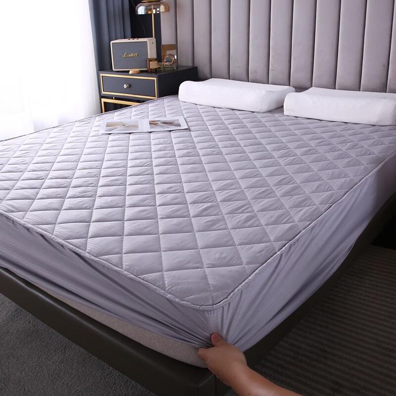 Quilted All-around Fitted Sheet