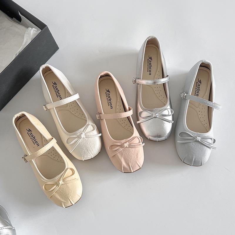 Inner height increase single shoes women's 2025 spring new Korean version grandma shoes elastic band word with bow Mary Jane shoes