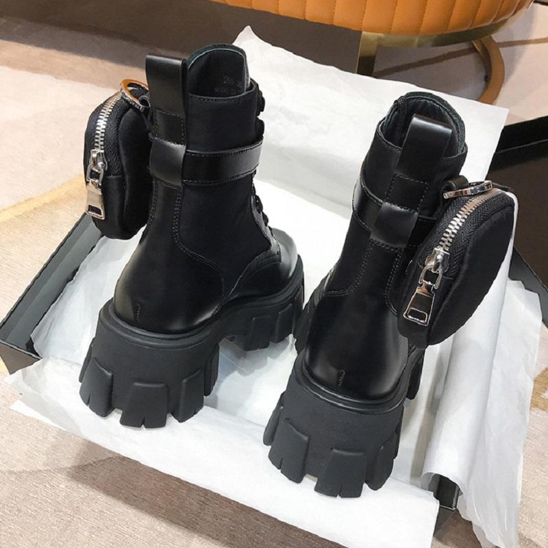 Damen Schwarze Punk Knöchel Dicksohlige Motorradstiefel Mode Schnürung Frühling Dicke Ferse Gürtelschnalle Tasche Designer Klobige Schuhe