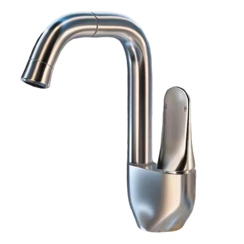 

Aerated Brass Faucet Providing a Splash Free Experience While Maintaining Elegant Aesthetics in the Bathing Area срібний