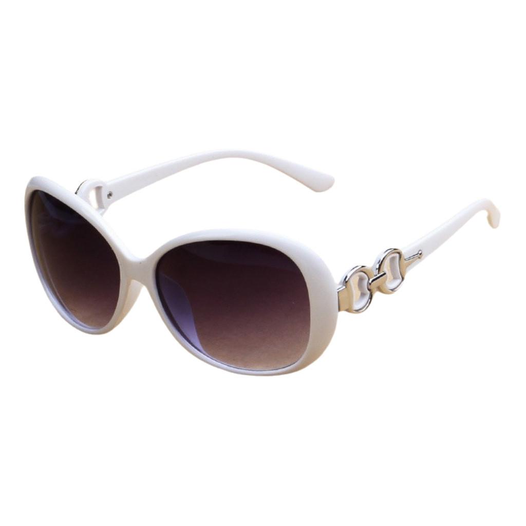 Fashionable Retro Style Sunglasses For Women Resin Lens Pc Frame New Design