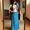 Fashion suit White V-neck short-sleeved T-shirt Women's summer new high-waisted and thin floral skirt two-piece set