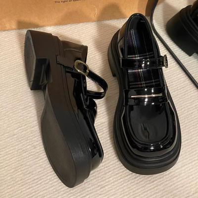 Mary Jane à boucle unique petites chaussures en cuir pour femmes printemps nouveau style rétro collège chaussures simples plateforme