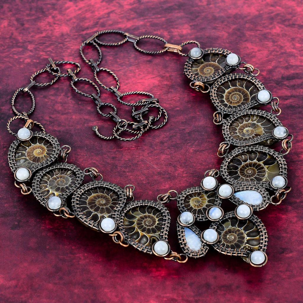 Collier Fossil d'Ammonite Fil de Cuivre Enroulé Bijoux en Pierre de Lune Collier Réglable