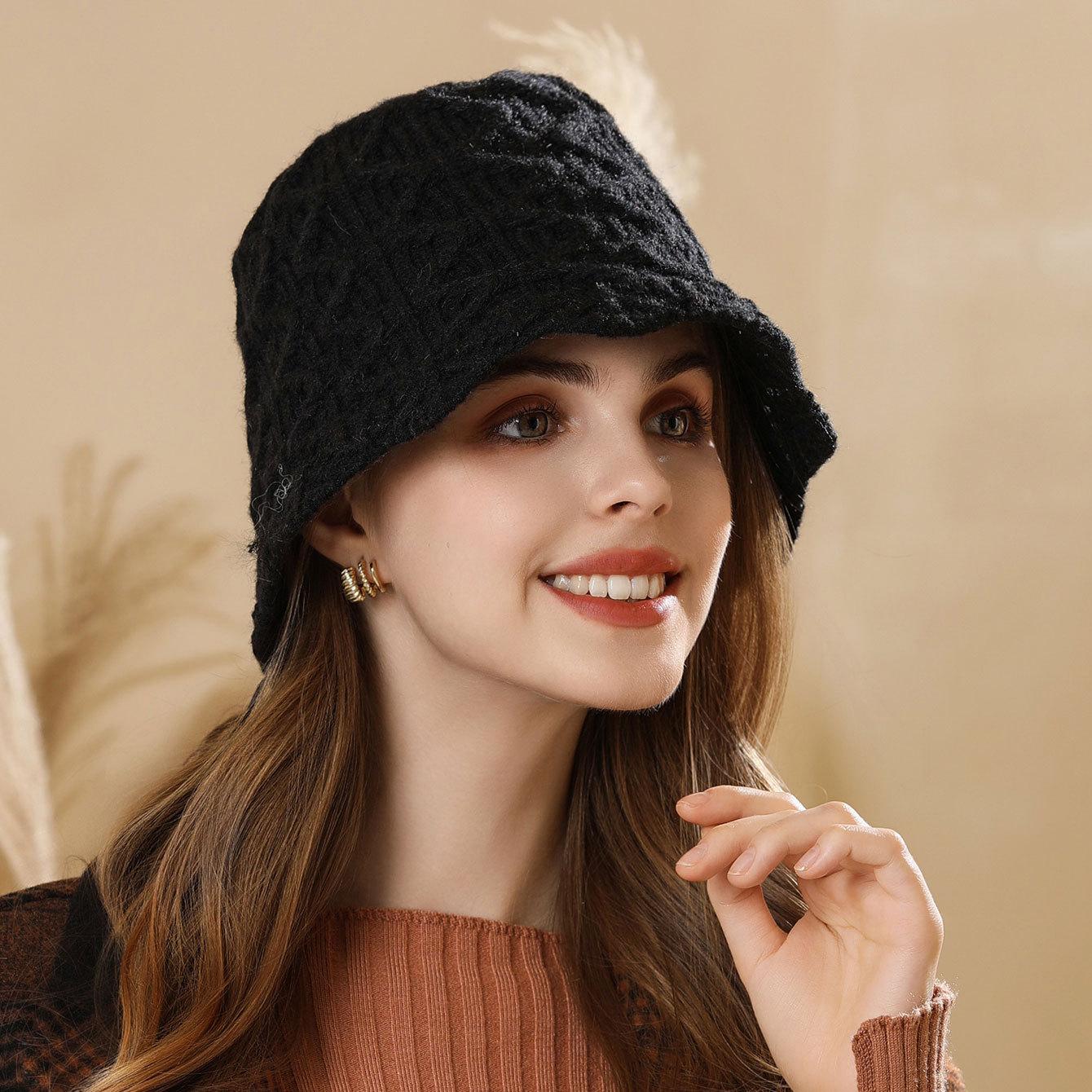 

Осень и зима ручной вязки полая однотонная теплая защита ушей повседневная универсальная модная милая приливная большой окружности головы вязаная шапка one size fits all чёрный