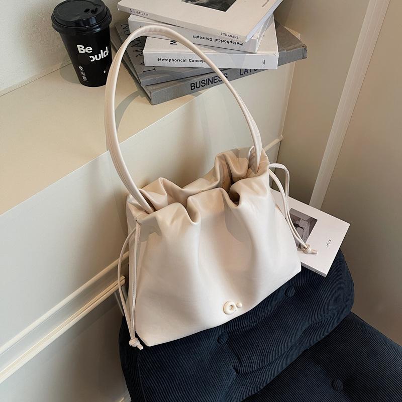 Korean Version of Large-capacity Tote Bag Women's 2025 New Simple Pleated Underarm Bag Versatile Shoulder Bag One Piece Delivery
