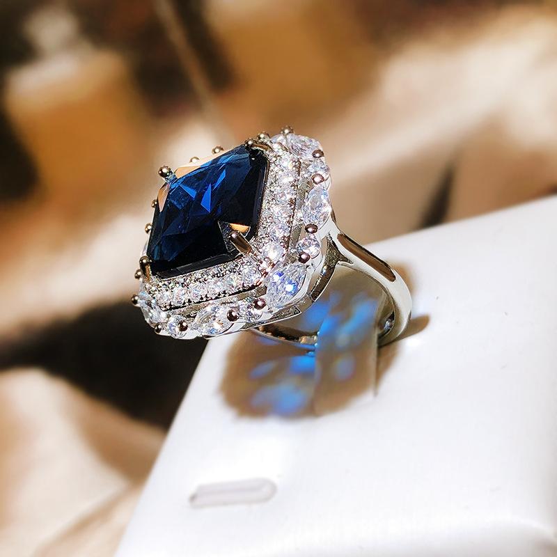 Ring Luxury Inlaid Zircon Women'S Opening Ring Light Luxury Retro Women'S Ring