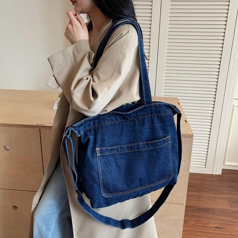 Denim Bag Women's Large Capacity 2025 New Casual Shoulder Underarm Bag Cloth Bag Premium Commuter Tote Bag