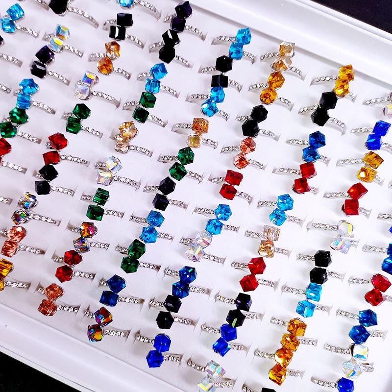 10 pezzi nuova moda quadrato tridimensionale cristallo vetro mano gioielli anello diamante indice anello