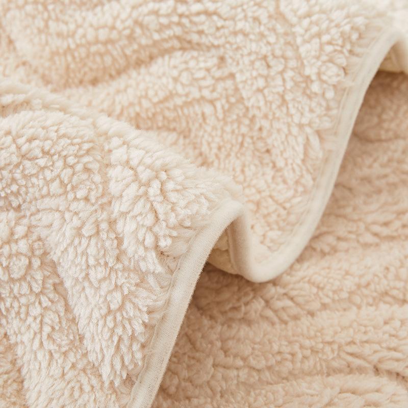 Thicken Sofa Cushion Lamb Fleece Wave Sofa Cover Warm Non-Slip Universal Couch Slipcovers for Living Room Sofas Cushion Decor