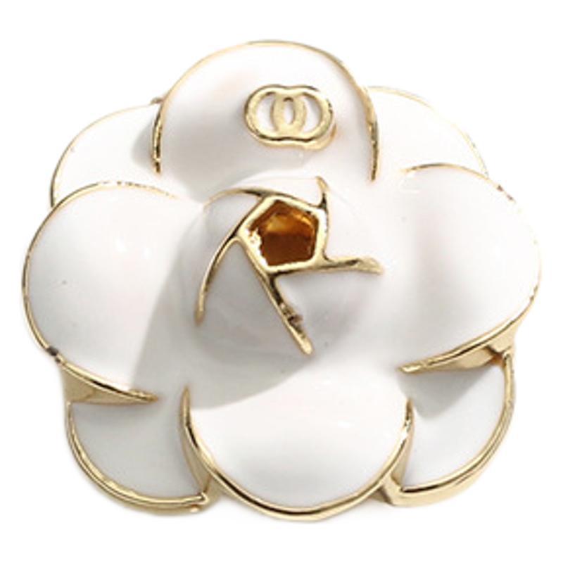 Elegant Small Flower Magnetic Button Collar and Sleeve Accessory
