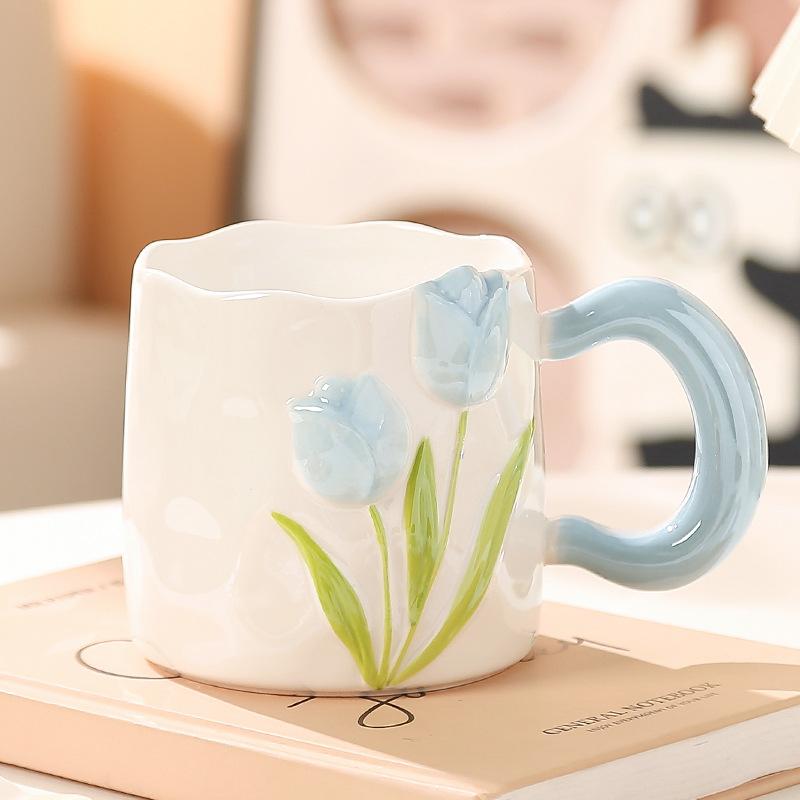 

Кружка-тюльпан ручной росписи высокой ценности Керамическая кружка Подружка невесты Рукавицы Подарок Мероприятие открытия Отправить клиентам 401-500ml