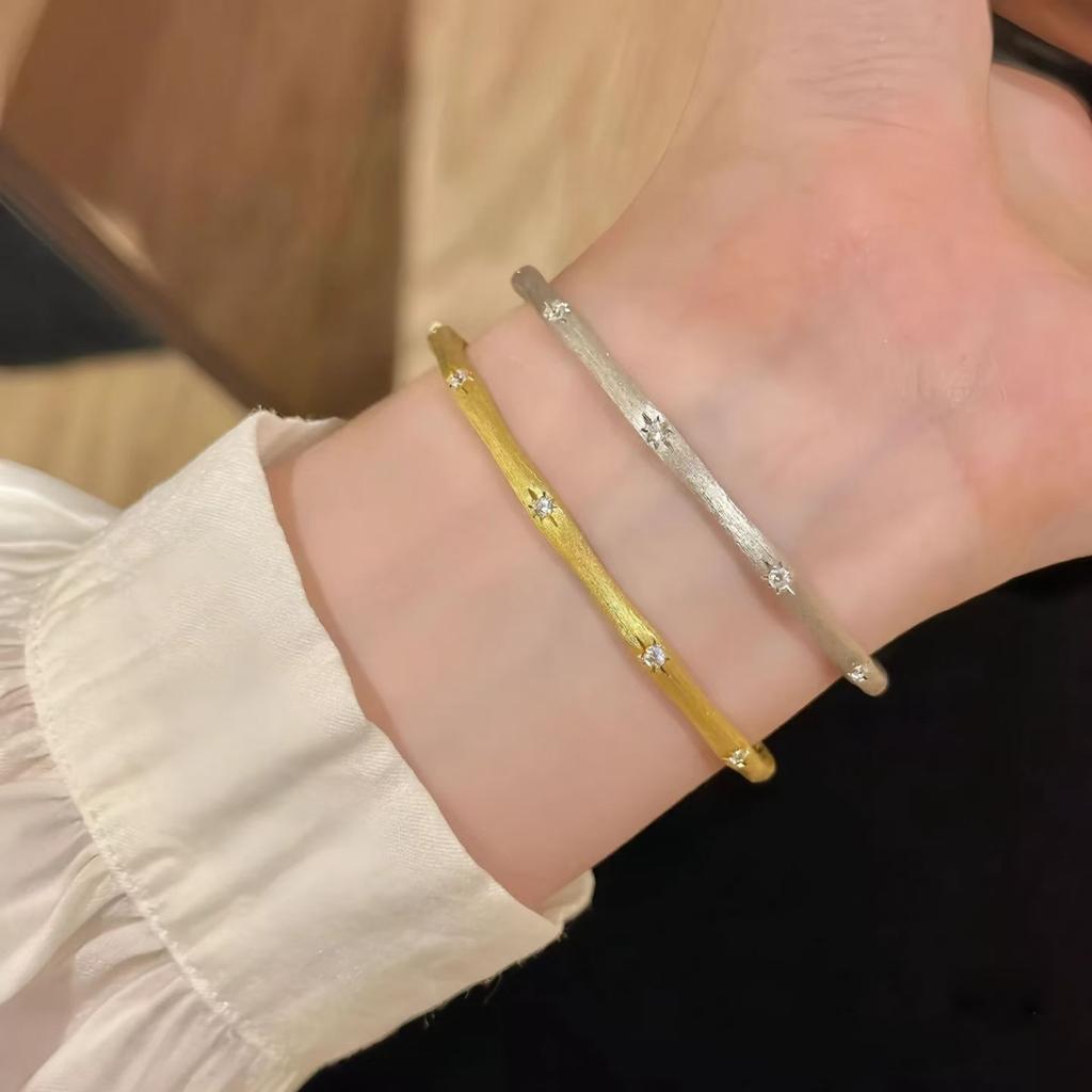 Italian Ribbon Star Brushed Bracelet French Retro Diamond-encrusted Exquisite Niche Design Light Luxury Versatile Bracelet