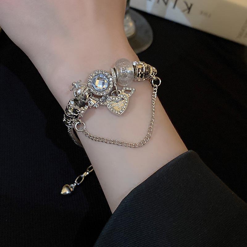 Personalized diamond-set love doll geometric bracelet fashion cold metal style texture jewelry