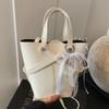 This Year's Popular Ou Ruofeng Oil Wax Leather Design Sense Portable Bucket Bag Temperament Versatile Fashion Commuter Messenger Women's Bag