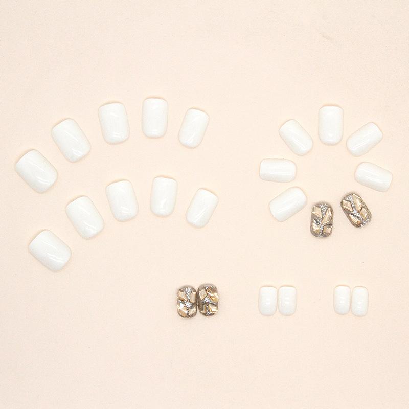 24 Stück Milchweiß Fee Nagelkunst Burst Voll Diamant Champagner Glitzer Diamant Tragen Nagelkunst