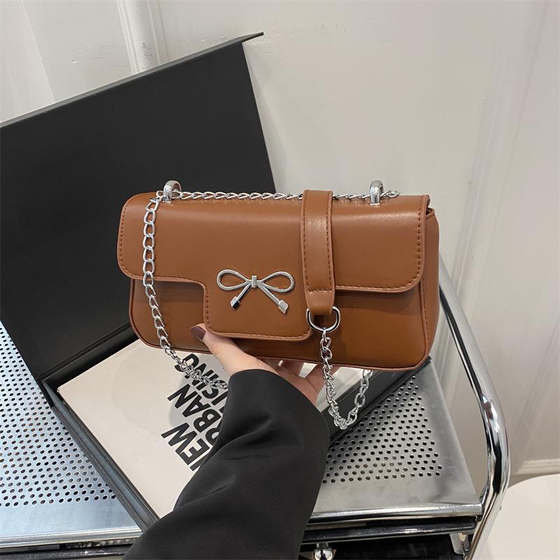 

Новая модная женская сумка-багет через плечо, однотонная текстурная с бантом, в стиле ретро, большой вместимости, маленькая квадратная коричневый