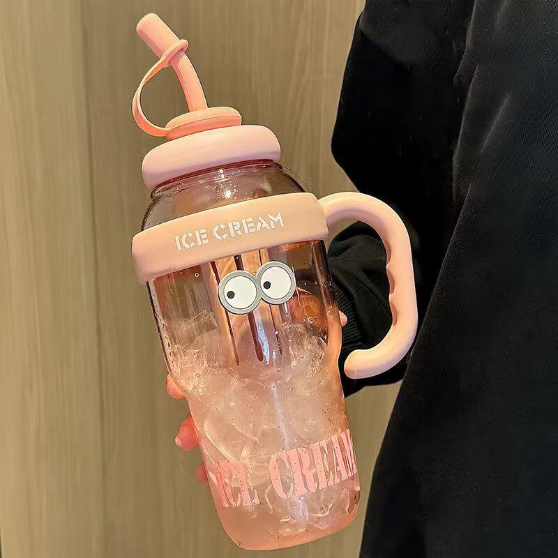 

Wangxiangrui Large Capacity Insulated Straw Tumbler