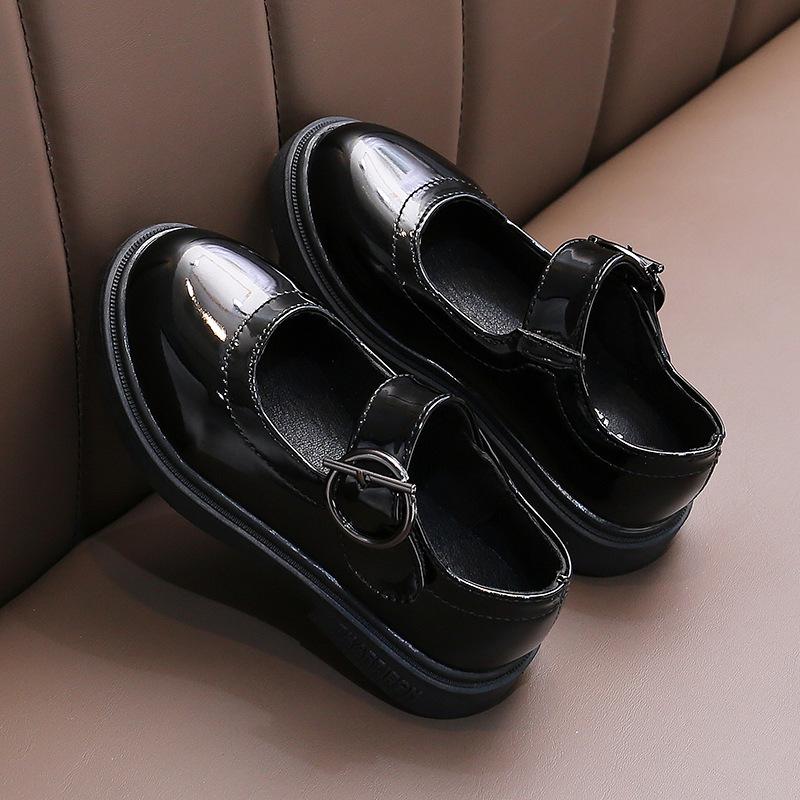 Kids Leather Shoes Black Glossy Girls Performance Shoes Princess Style 2025 New Fashion Children Flat Shoes Soft Sole Non-slip