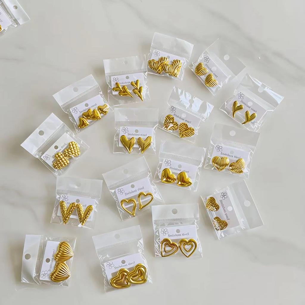 18K Gold Plated Stainless steel Waterproof Heart Stud Earrings, Bold Vintage Chunky Jewelry for Women