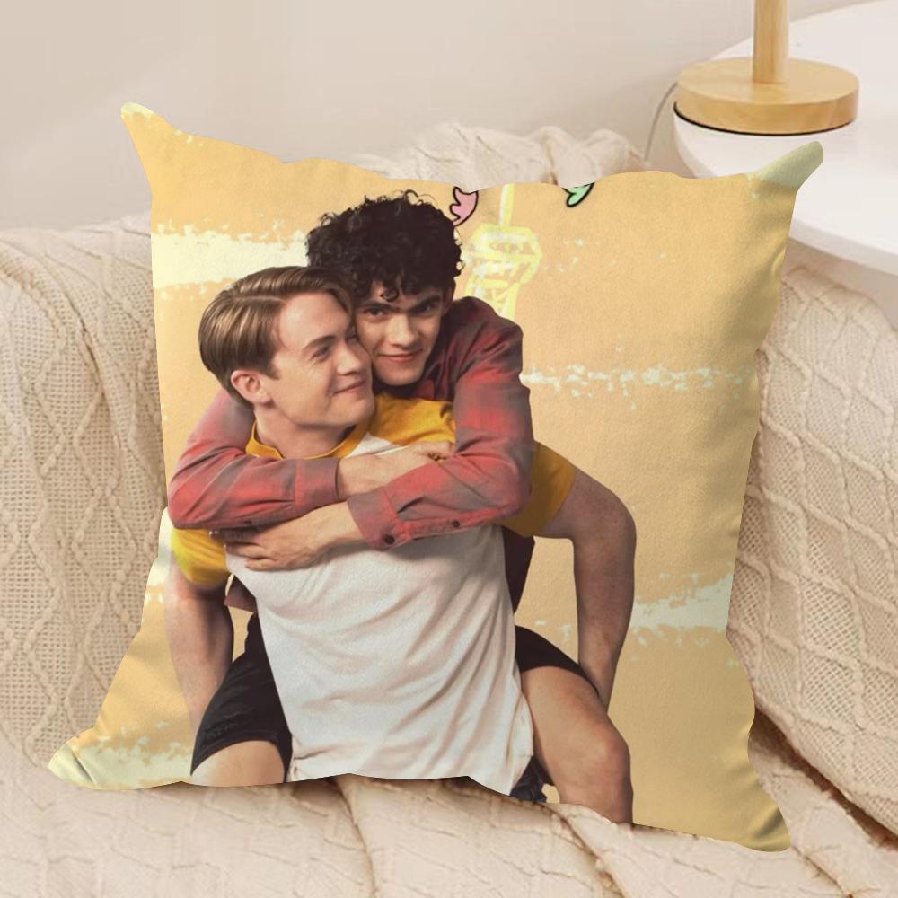 TV HHeartstopper Cushion Cover Soft Plush Throw Pillow Cover DoubleSided Decorative Cushion Case Sofa Bedroom Home Decor