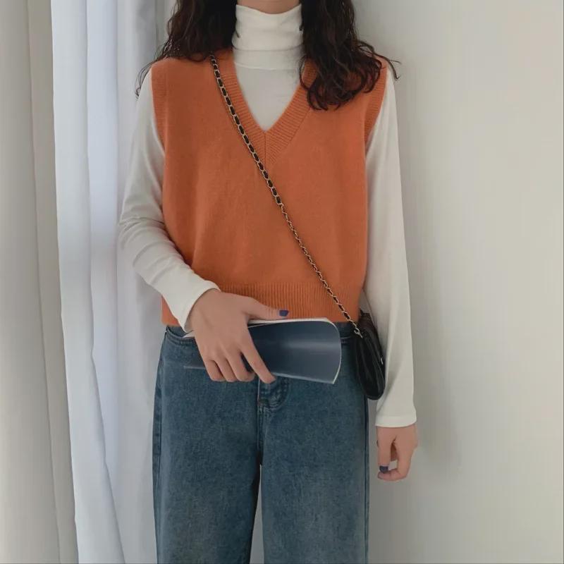Women's V-Neck Knitted Vest Sweater - Autumn/Winter Sleeveless Layered Top
