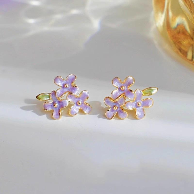 Exquisite Purple Freesia Enamel Flower Earrings - Fairy-Style No-Pierce Ear Cuff for Autumn/Winter