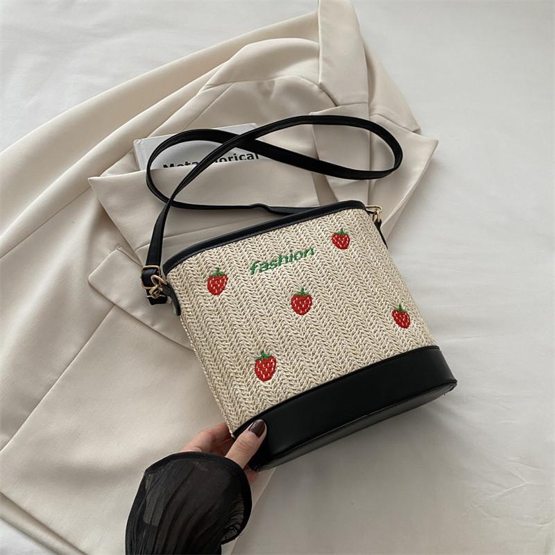 Trendy Chic Woven Bucket Bag For Women Summer Sling Tote Handbag With Soft Structure