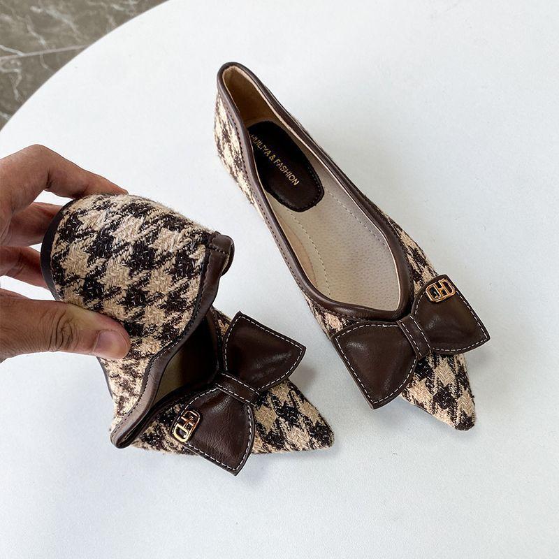 Flat-soled Single Shoes Women's 2025 New Autumn Pointed Thousand Bird Grid Small Fragrance Shallow Mouth Soft Sole Temperament Laden Shoes