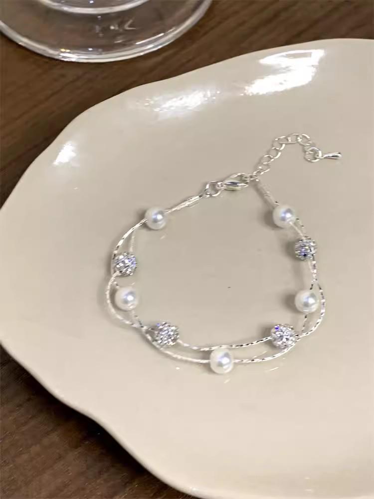 

Женский браслет из двухслойного жемчуга и бриллиантов Gypsophila 2025 года — легкая роскошь, высококачественный нишевый дизайн