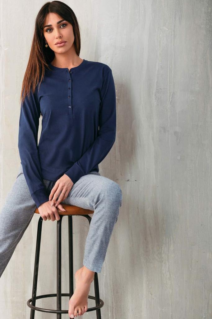 A stabilit: Pulover și pantaloni Jadea (78248)