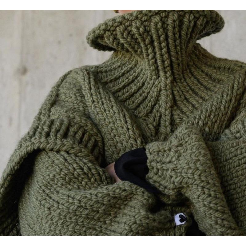 Women's Chunky Knit Fluffy High-Neck Sweater - Long-Sleeved Pullover
