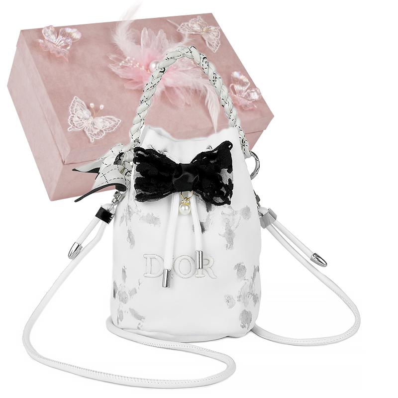 

DIOR Bag White Moon Hibiscus-Pink Gift Box білий
